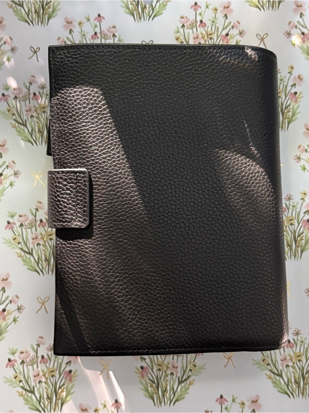 Black Leather Snap-Closure Personal Planner - Picture 3 of 4